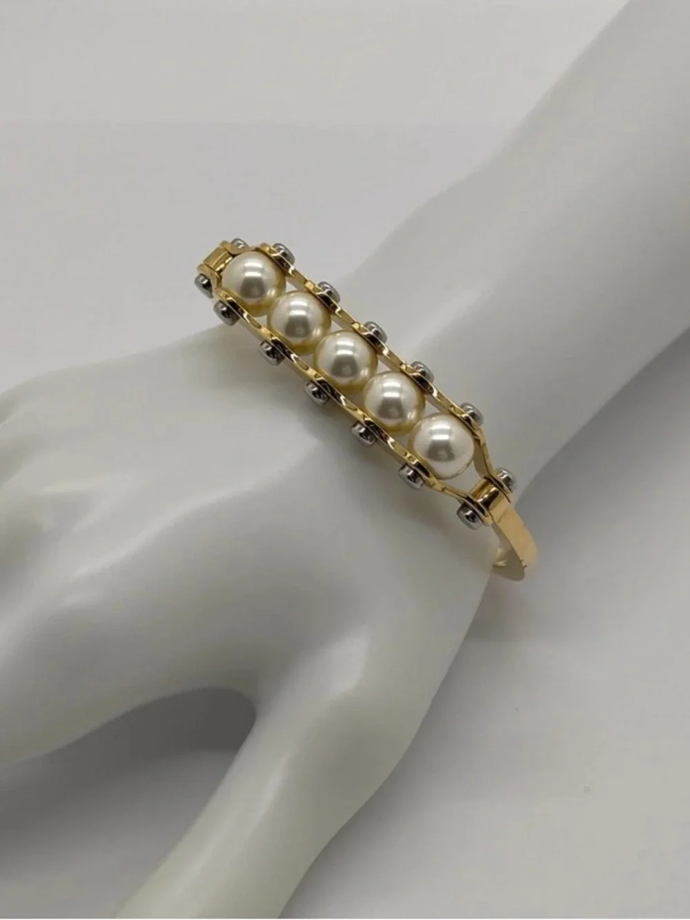 Louis Vuitton Gold Pearl-Accented Bracelet - Picture 2 of 8